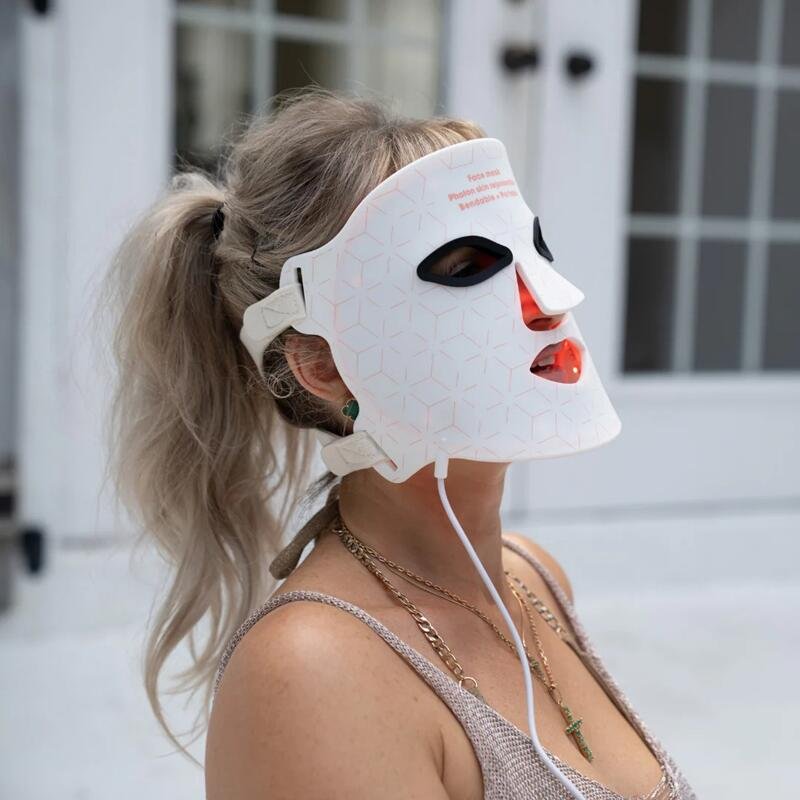 LED facial mask for home use