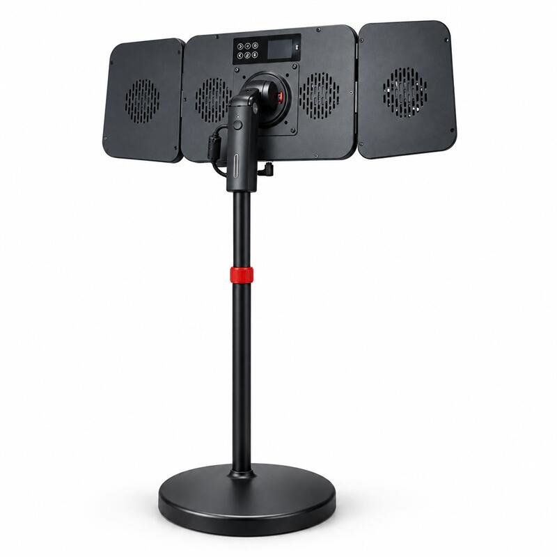 Black three-panel work light on stand-6