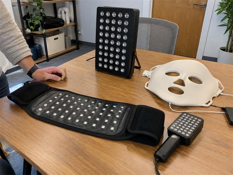 red light therapy device formats and treatment variables
